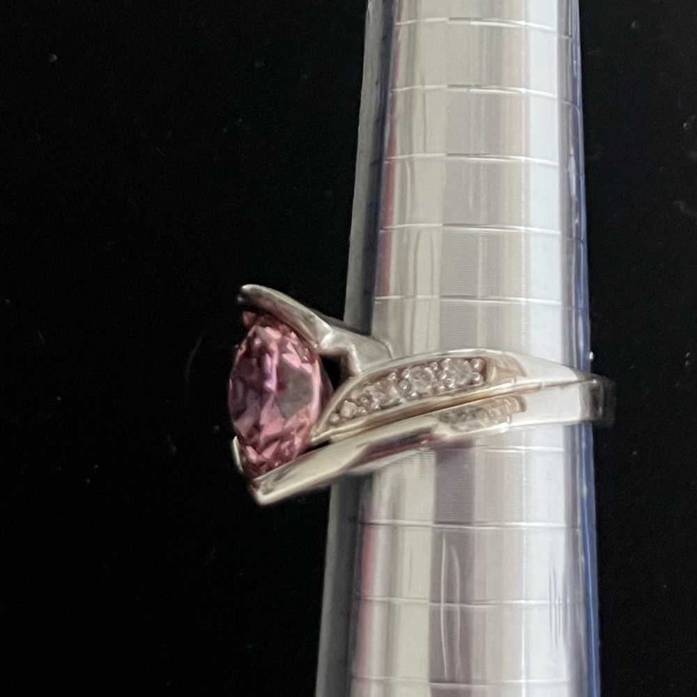 Pink Gemstone & Rhinestone Silver Ring - Picture 3 of 3